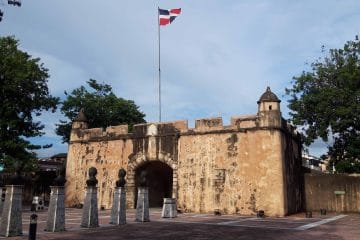 Puerta del Conde, Santo Domingo